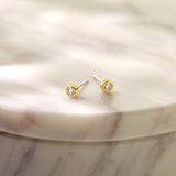 Classic Round Zirconia Earstuds
