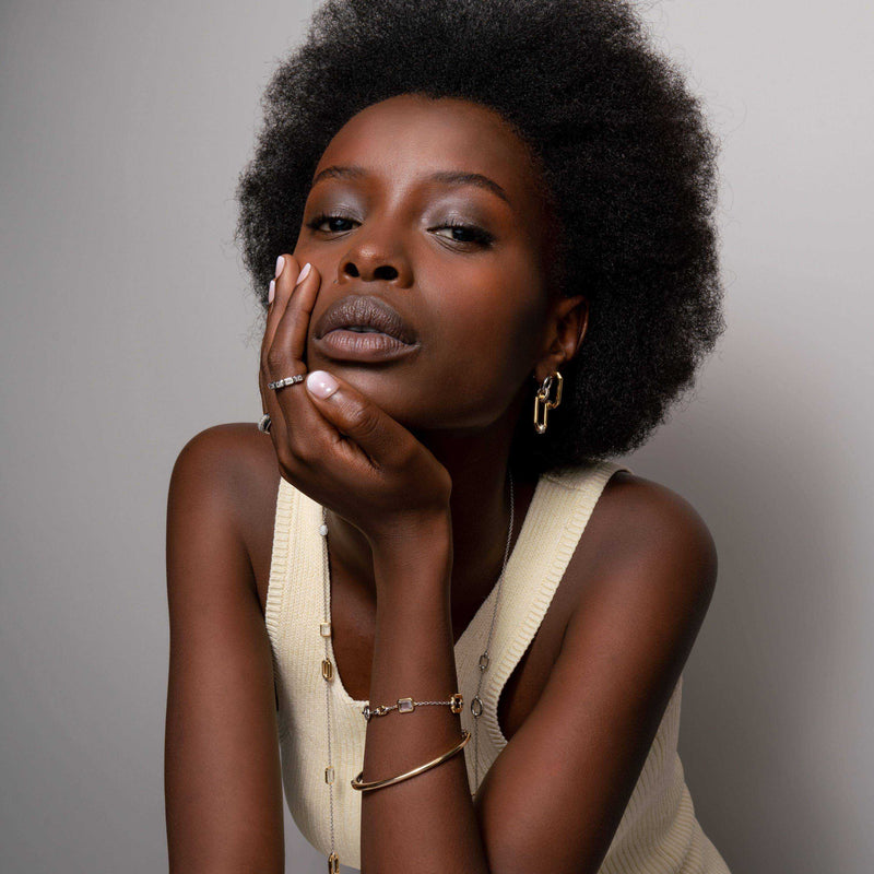 TI SENTO - Milano Necklace 34028ZY in use